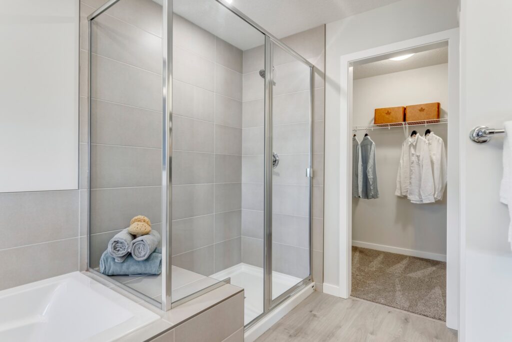 Rockport in Legacy - ensuite with walk in closet